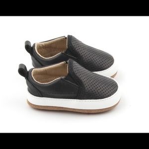 little bipsy black slides